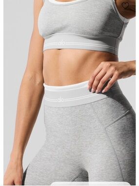 ALO YOGA LIKE NEW ALOSOFT BETTER TOGETHER LEGGINGS